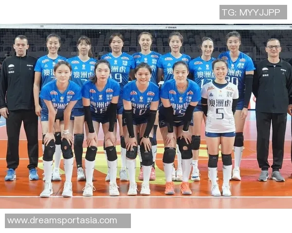 广州排球队最新排球配合TOP10揭晓引领潮流展现实力与团队默契 广州排球队最新排球配合TOP10揭晓引领潮流展现实力与团队默契